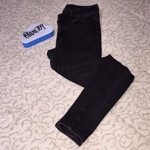 ✅A&F Super Skinny Jeans
